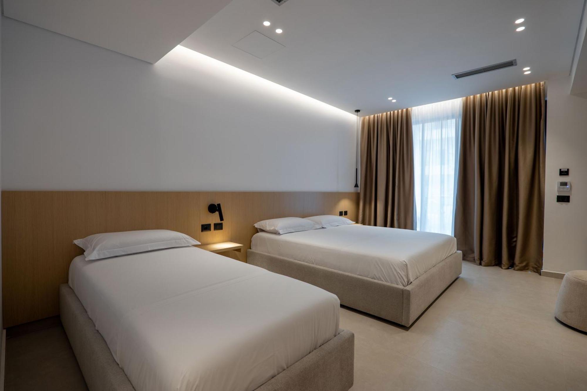 Austin Boutique Hotel Sarandë Exterior foto